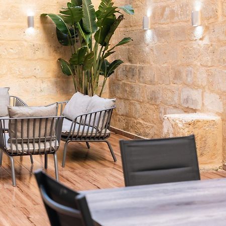 Valletta Waterfront Backyard Flat By Arcobnb フロリアーナ エクステリア 写真
