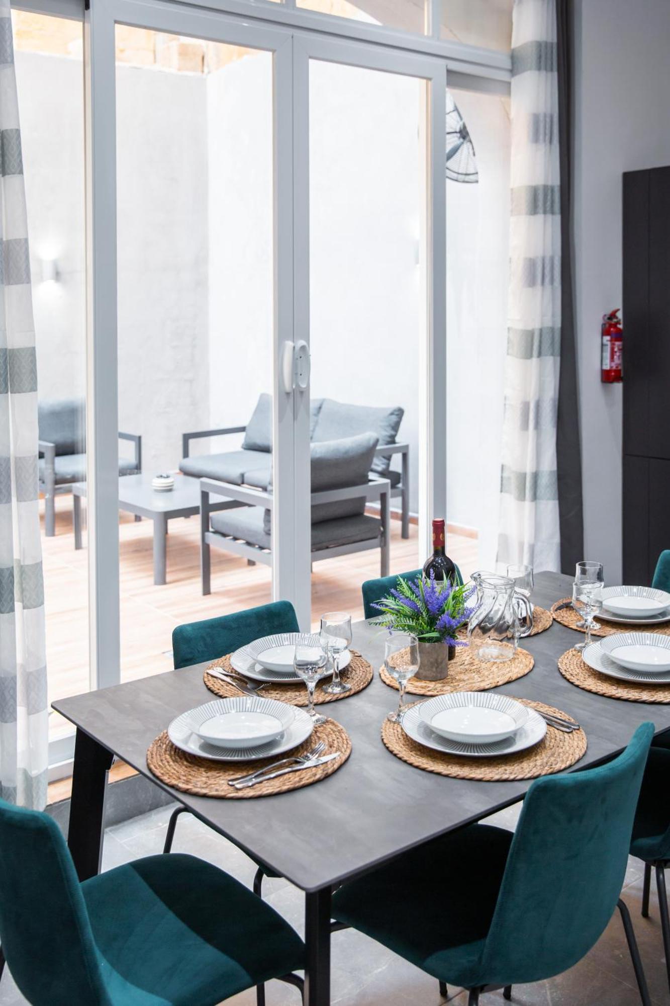 Valletta Waterfront Backyard Flat By Arcobnb フロリアーナ エクステリア 写真