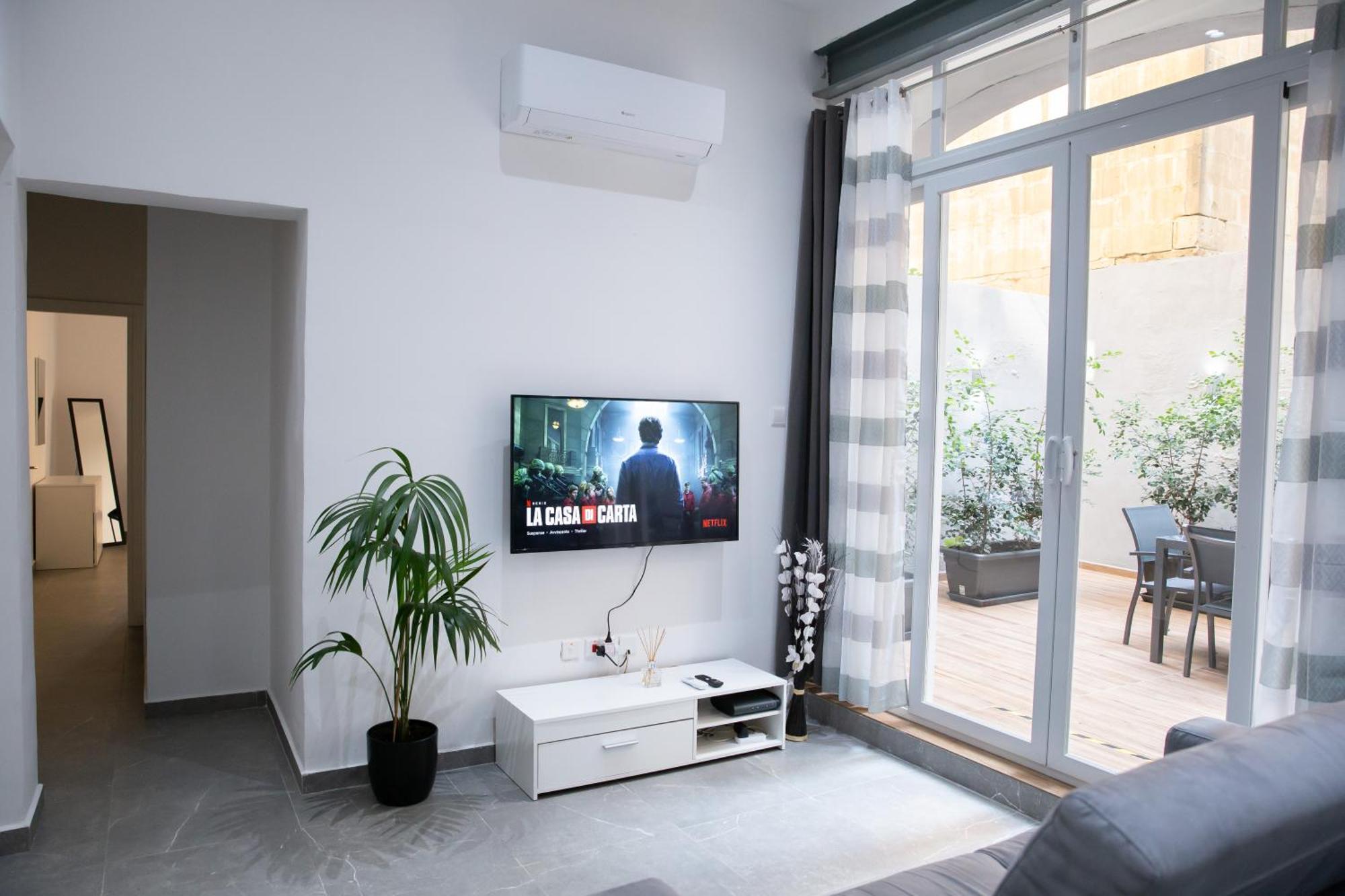 Valletta Waterfront Backyard Flat By Arcobnb フロリアーナ エクステリア 写真