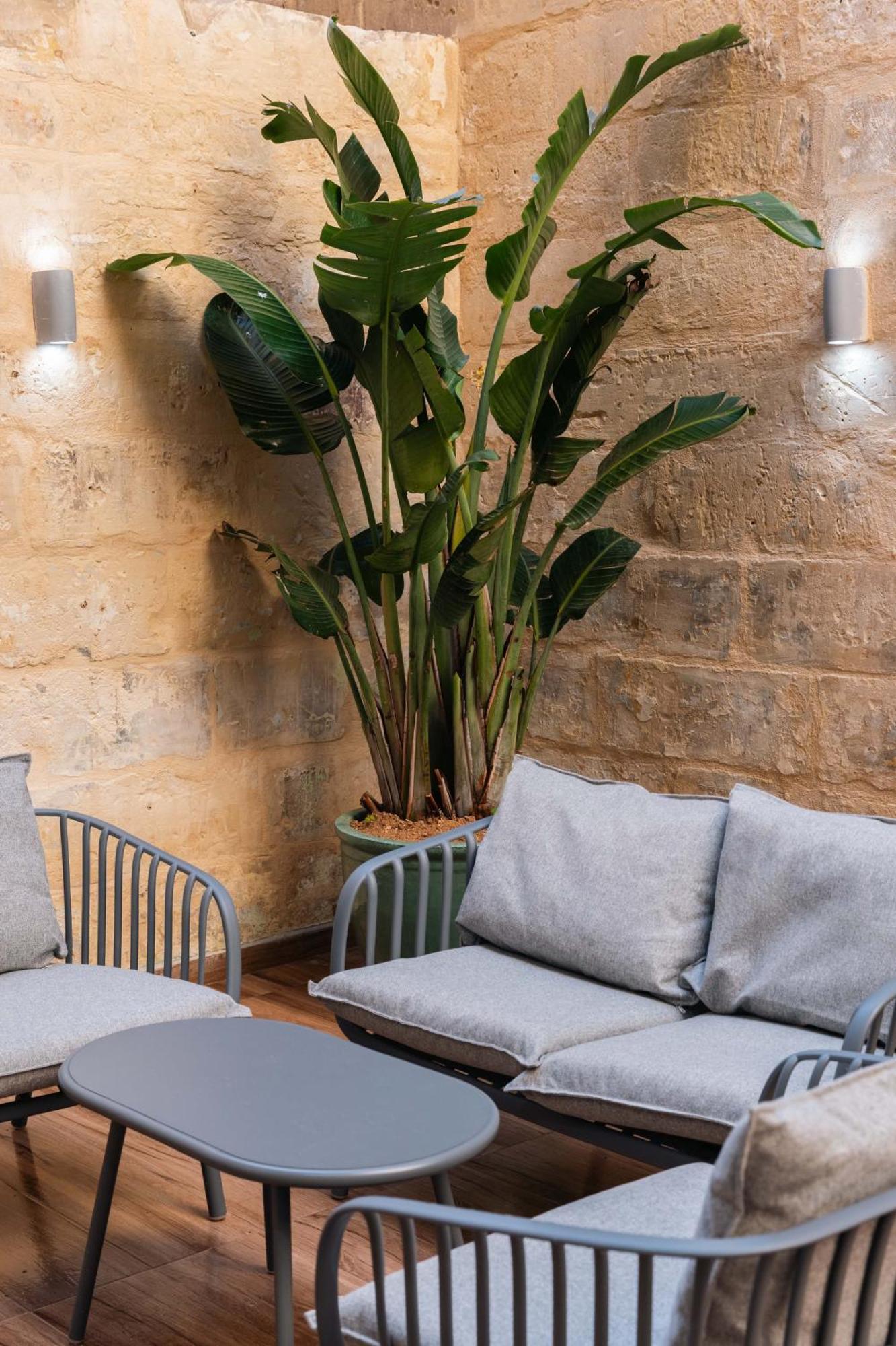 Valletta Waterfront Backyard Flat By Arcobnb フロリアーナ エクステリア 写真